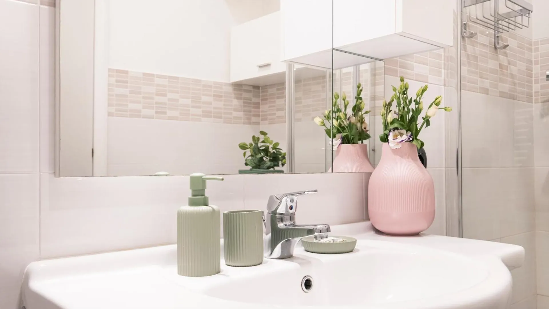 公寓 Cozy Apartament In Piazza 5 Giornate By Easylife 米兰 意大利